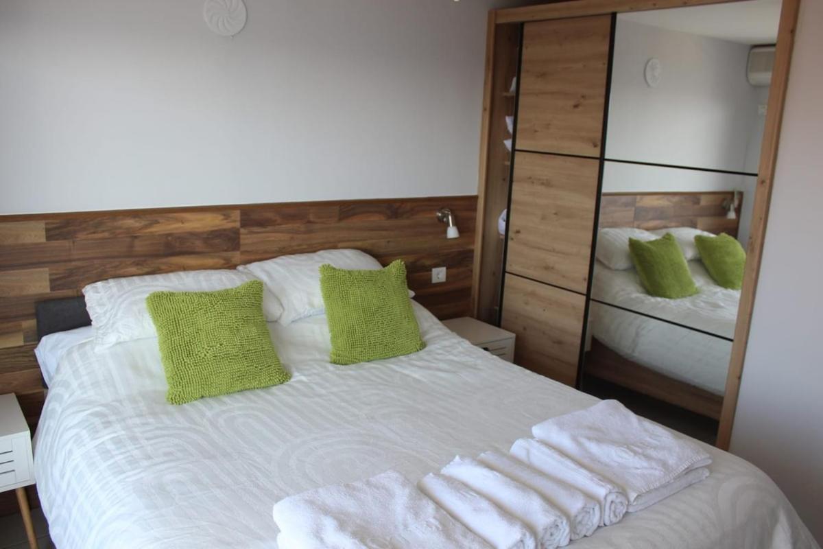 Carefree Apartments Улцинь Экстерьер фото